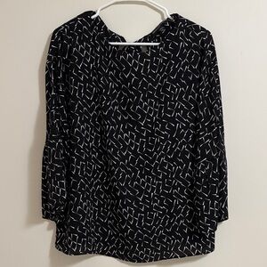 Black and White Patterned Women's Top